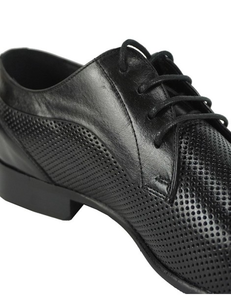 Kricket Men Shoes