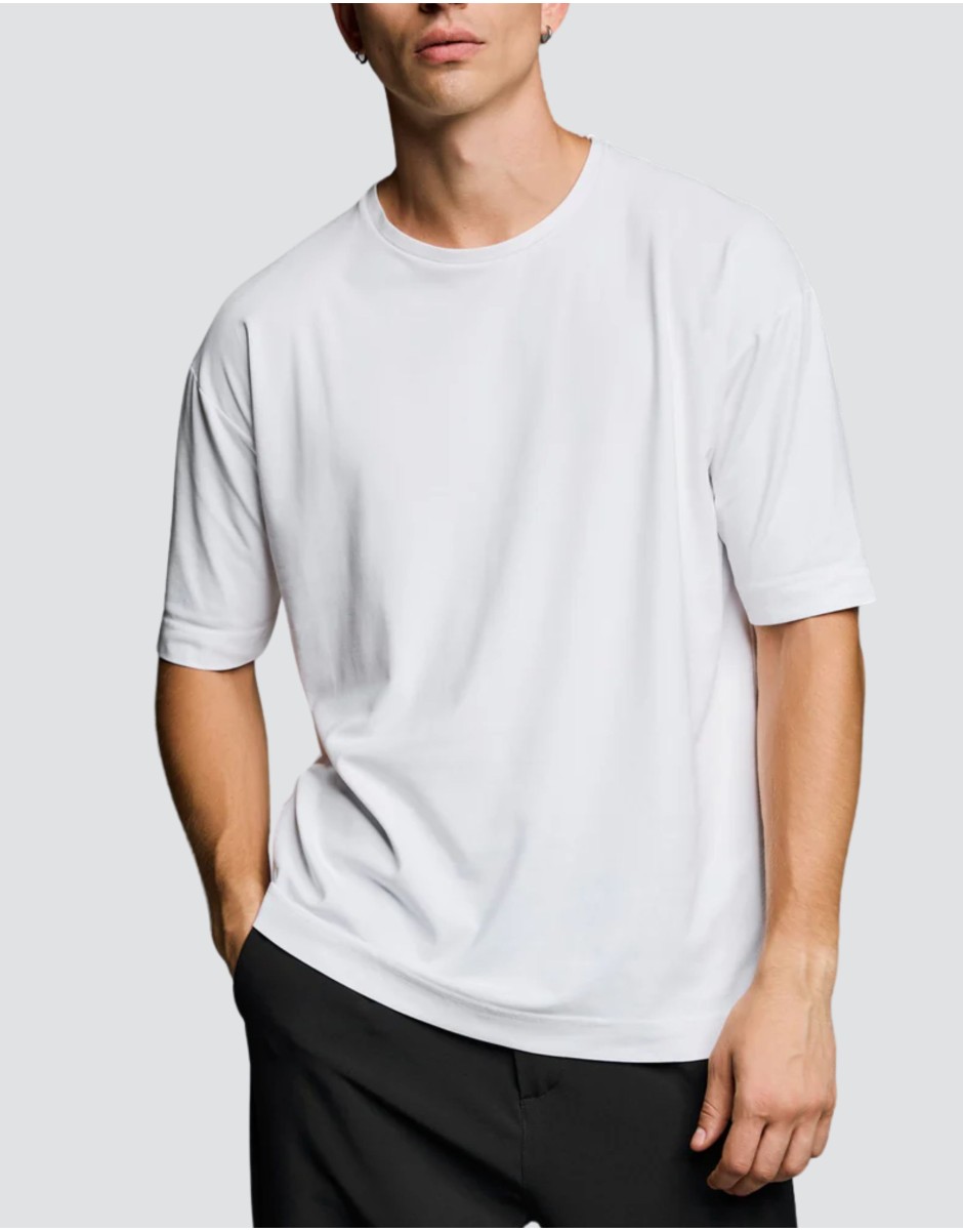 Diverse Man T-shirt 