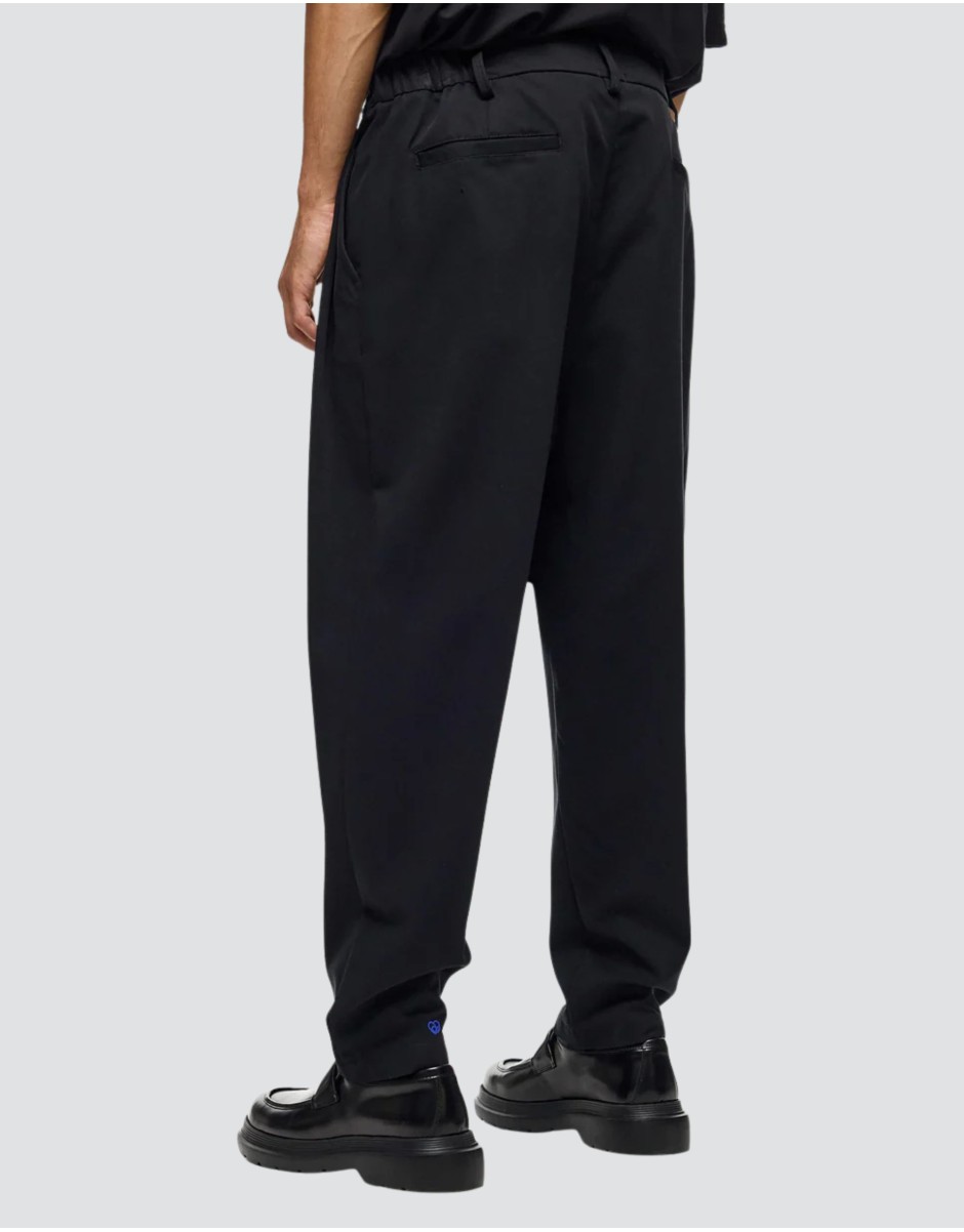 Diverse Man Pants 